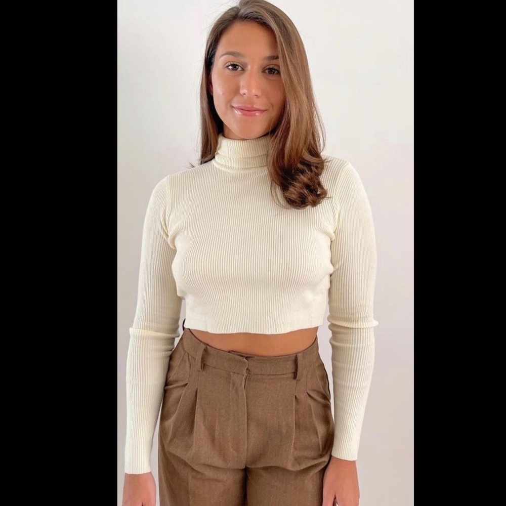 Women's Cream Turtleneck Sweater